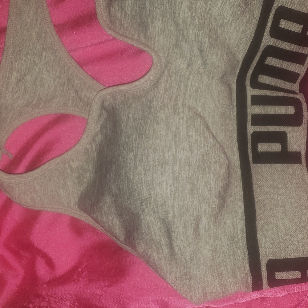 New with tags Woman's Puma Sport Bra